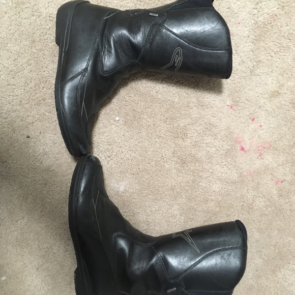 Women’s motorcycle boots us size 9 - Picture 2 of 5